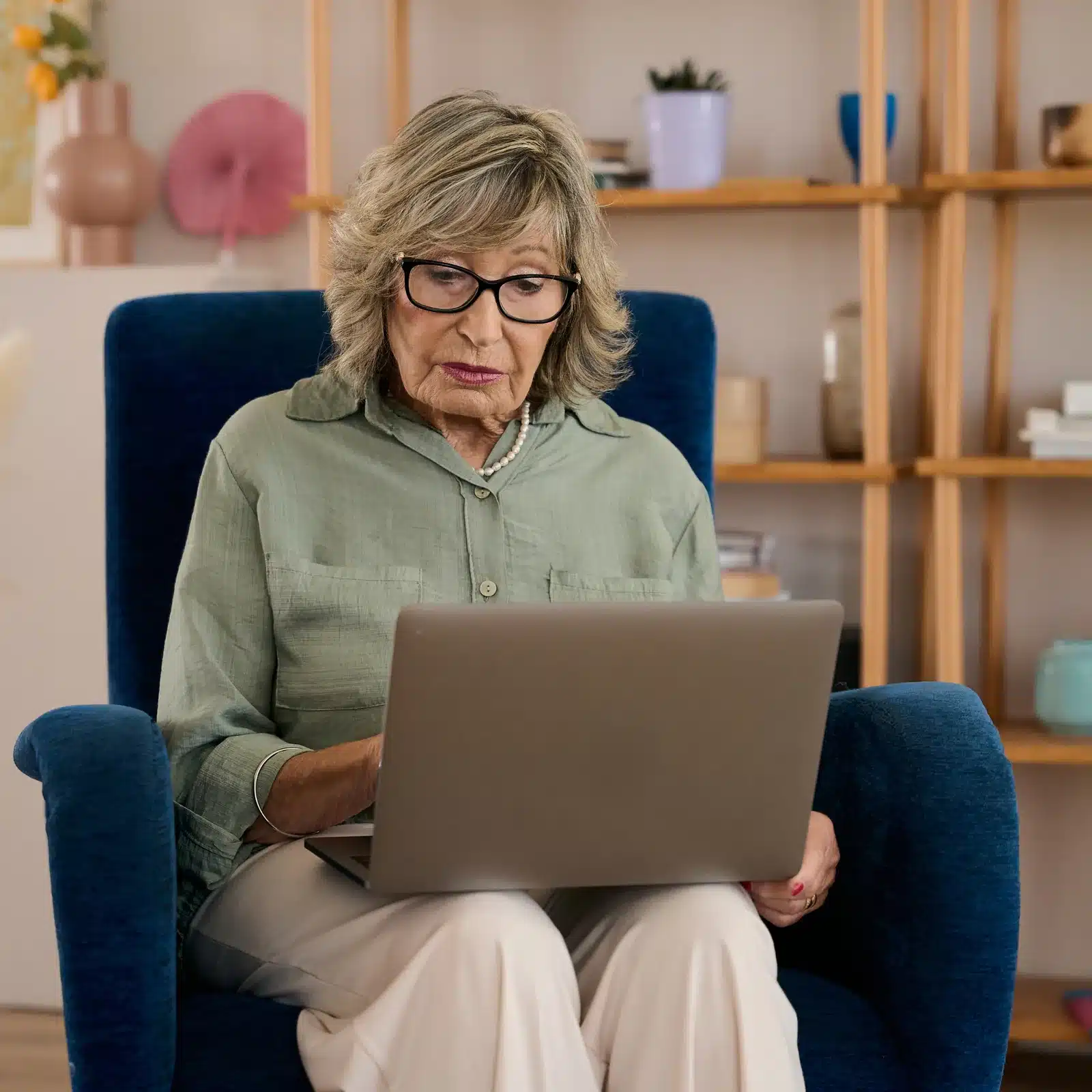 Service de menage a domicile pour senior autonome a Lyon